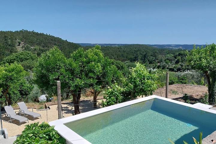Gîte pour 6 personnes, avec jardin