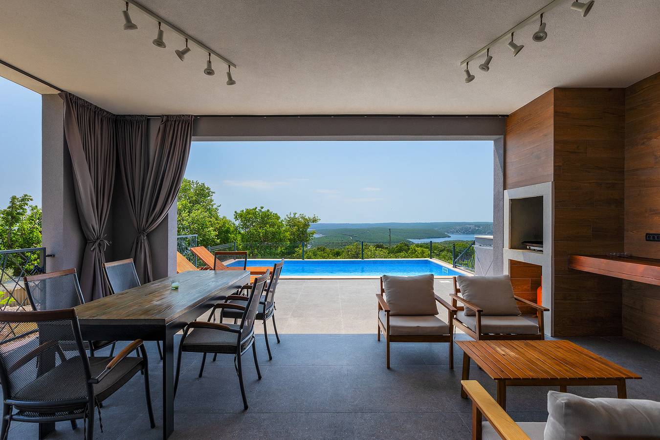 Villa Fuma in Raša, Ostküste Istrien