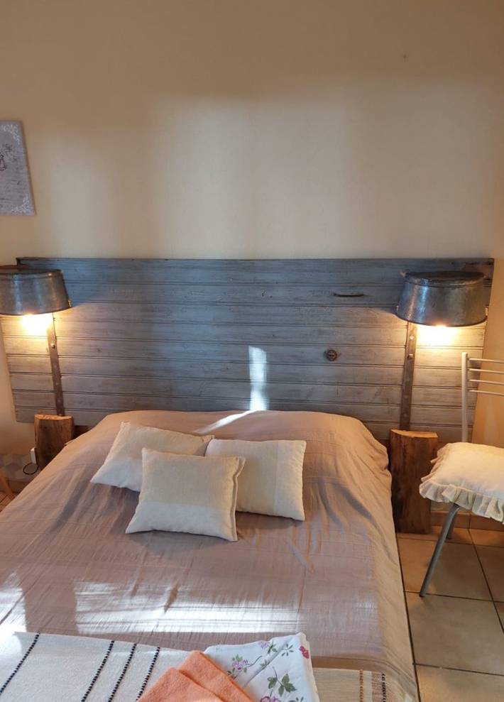 Gîte pour 5 personnes, avec jardin ainsi que piscine et terrasse à Saint-Avit-Sénieur - 3