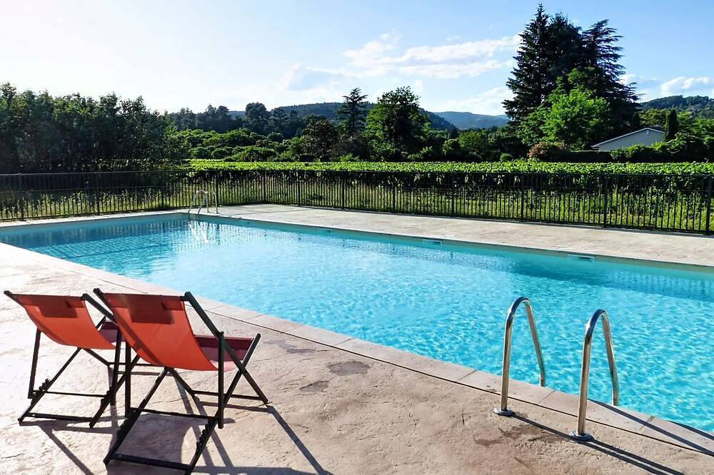 Lands of France - Domaine des Vans - 2 Room Cottage 2 People in Chambonas, Parc naturel régional des Monts d'Ardèche