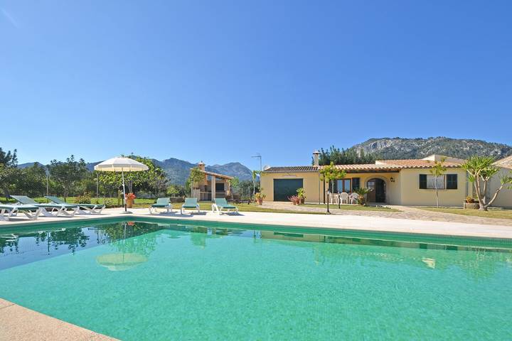 Finca für 6 Personen, mit Terrasse und Garten in Selva