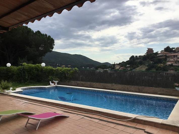 Chalet para 6 personas, con vistas además de piscina y jardín, Se admiten mascotas en Valles Oriental - 4