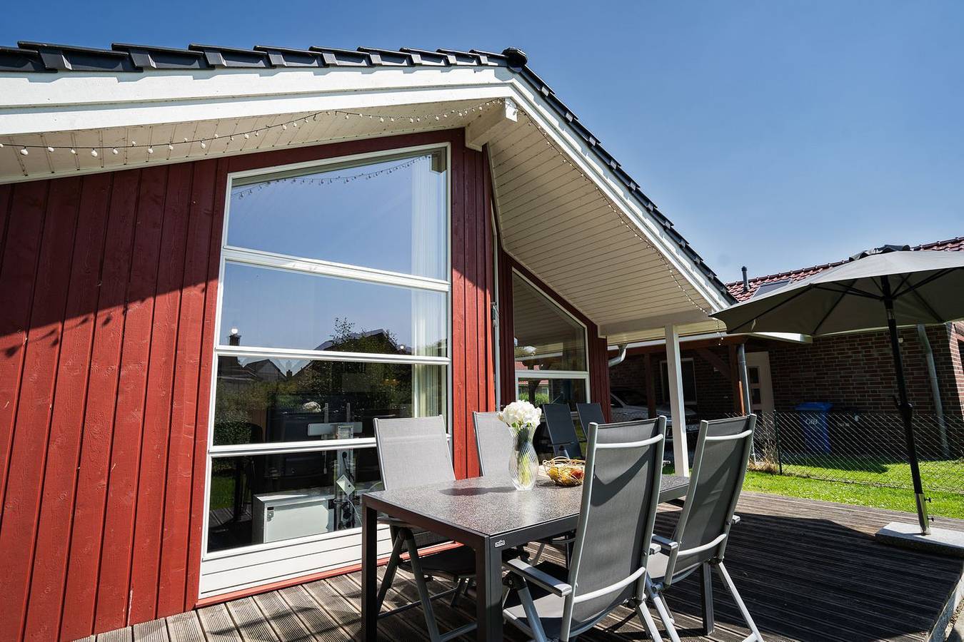 Haus Meerzeit - hundefreundliches Ferienhaus mit Sauna an der Nordsee in Sehestedt (Jade), Jade