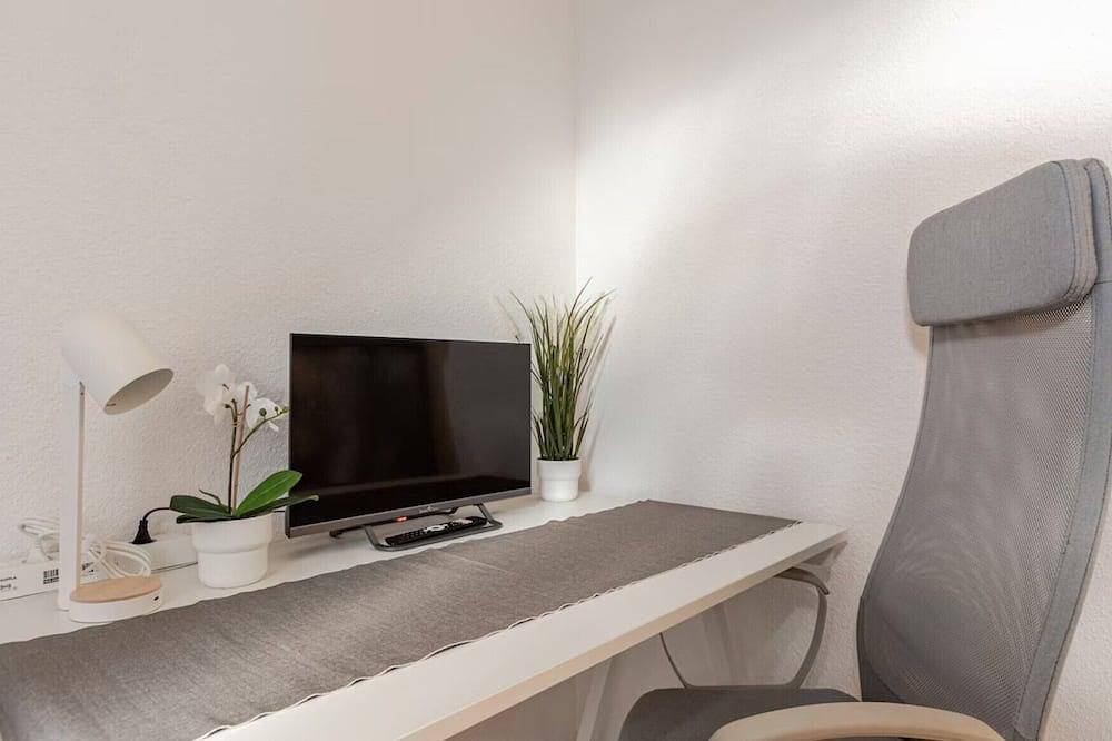 Ganze Wohnung, Gemütliches Ferienzimmer direkt bei Whu, Rheinsteig, Schönstatt, Zentrum in Vallendar, Osteifel