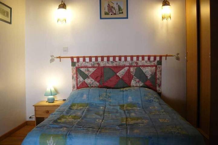 Gîte pour 6 personnes, avec terrasse à Le Chaffaut-Saint-Jurson - 3