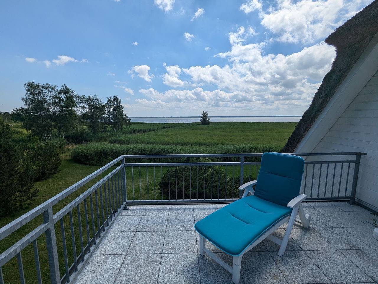 Ganze Wohnung, Gemütliche Ferienwohnung mit direktem Boddenblick und - zugang. in Born a. Darß, Born am Darß