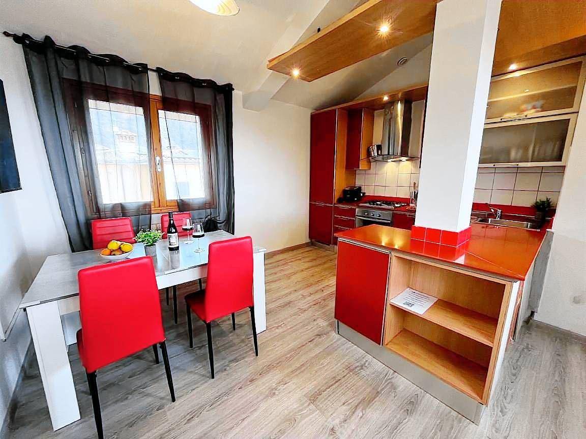 Ganze Ferienwohnung, Penthouse Castiglio bei Holiday World in Lamporecchio, Pistoia Provinz