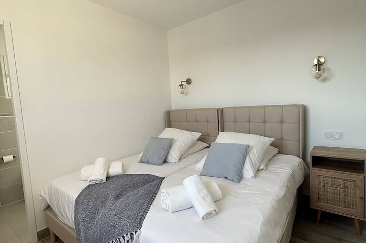 Villa 16 by Avecoeur in Saint-Augustin, Côte de Beauté