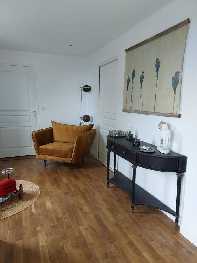 Marguerite,salon,chambre,Sdb,piscine in Condat-sur-Ganaveix, Région de Tulle