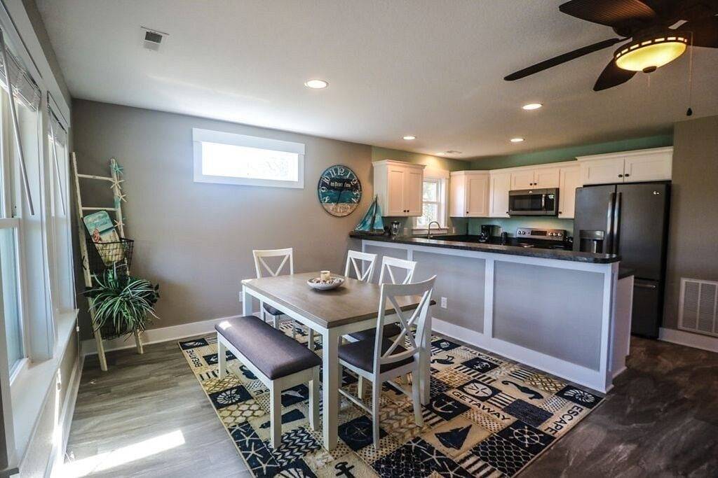 Neueres Haus am Meer im Herzen von Nags Head. Neue Auflistung! Schöner Ort! in Nags Head, Dare County