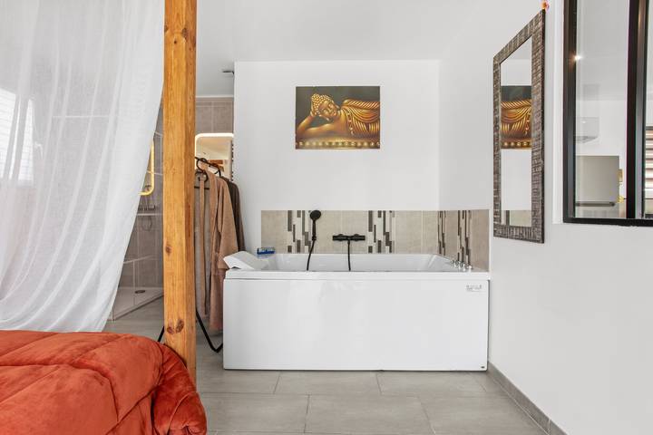 Maison de vacances pour 4 personnes, avec jardin et jacuzzi - 1