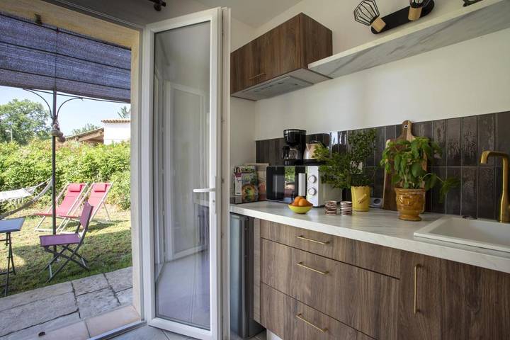Gîte pour 2 personnes, avec terrasse à Saint-Cézaire-sur-Siagne - 4