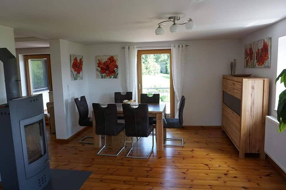 Ganze Wohnung, Die Große, Dusche, Wc, 2 Schlafräume - Ferienwohnung Öttersbach in Poppenhausen, Rhön-Hessen