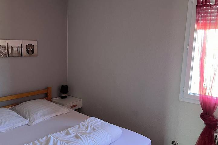 Ferienwohnung für 4 Personen, mit Terrasse und Garten in Carcans Plage - 2