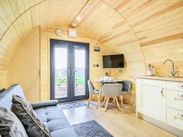 Glamping for 3 People in East Haddon, Northamptonshire, Photo 2