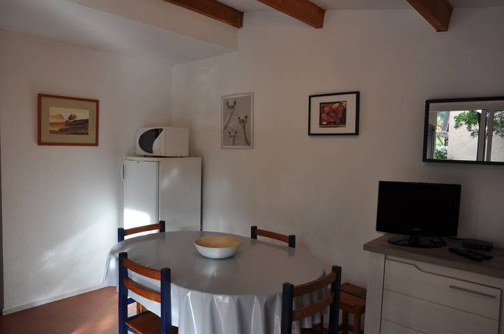 Location de vacances pour 6 personnes, avec terrasse dans Golf de la Méjanne - 3