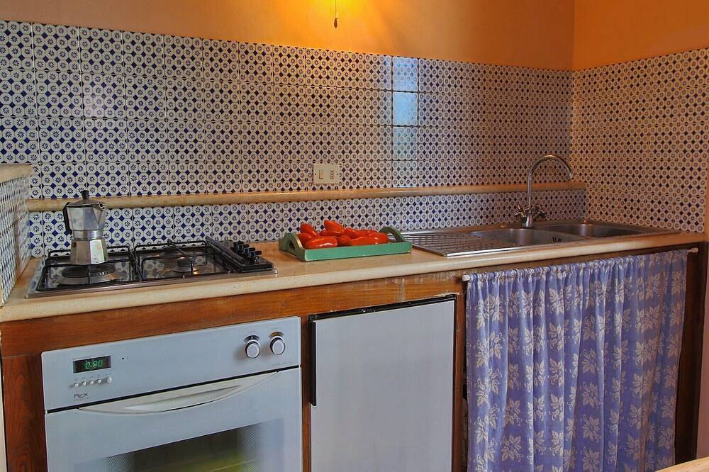Farmhouse in Todi with Pool & Theater Nearby in Todi, Perugia Province
