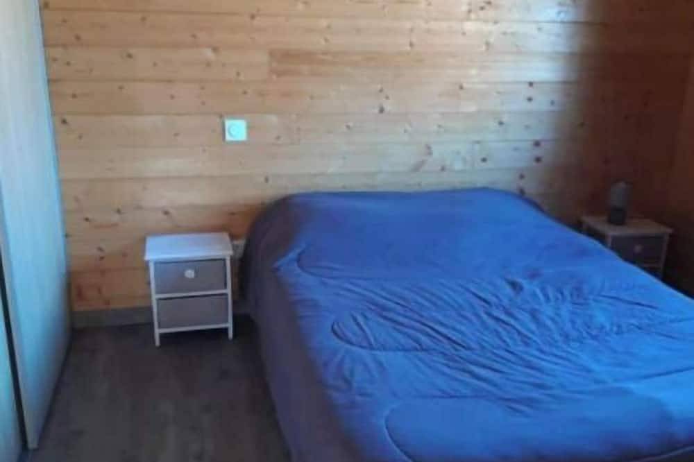 Chalet en Bois à la Campagne in Cayres, Haute-Loire