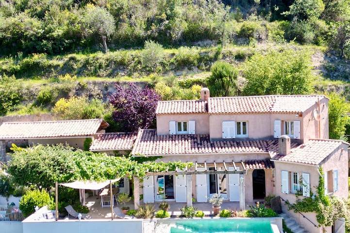Villa pour 6 personnes, avec jardin - 1