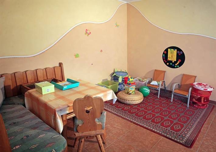 Ferienwohnung für 6 Personen, mit Sauna und Balkon sowie Garten, kinderfreundlich in Lofer - 3