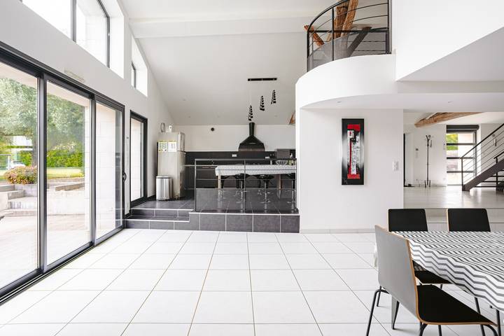 Gîte De L'audonnière: casa de vacaciones con piscina privada, terraza y Wi-Fi in Cabariot, Region de Rochefort
