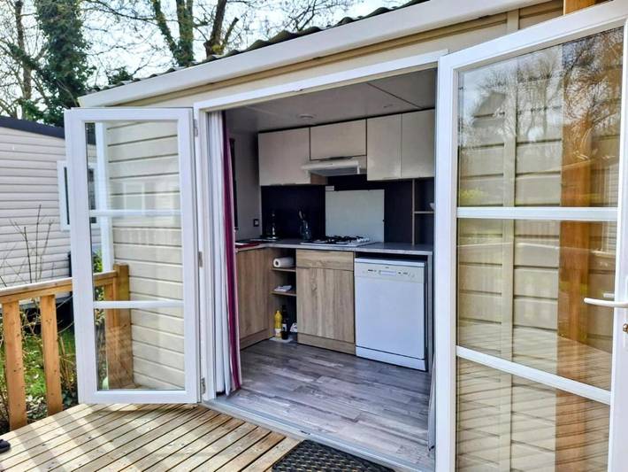 Camping pour 4 personnes, avec jardin et piscine à Saint-Georges-de-Didonne - 4