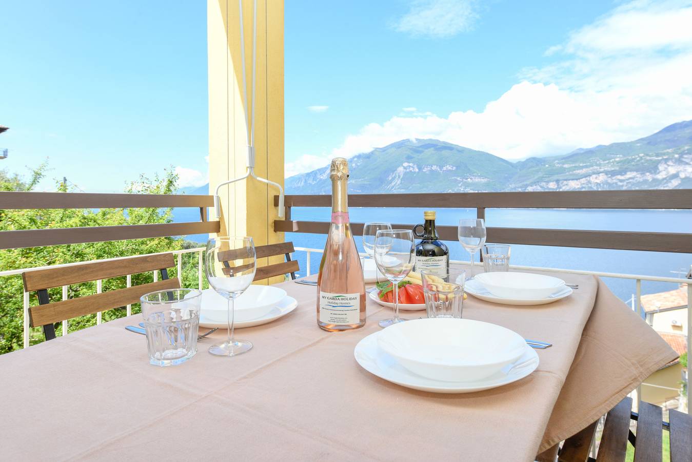 Apartamento entero, Mgh Family Stay - Casa del Gabbiano in Brenzone, Montañas Garda