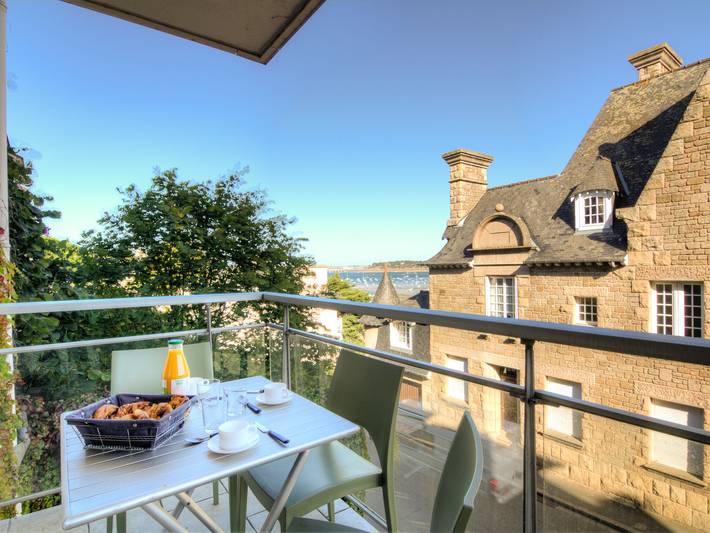 Ferienwohnung für 3 Personen, mit Terrasse und Garten in Dinard