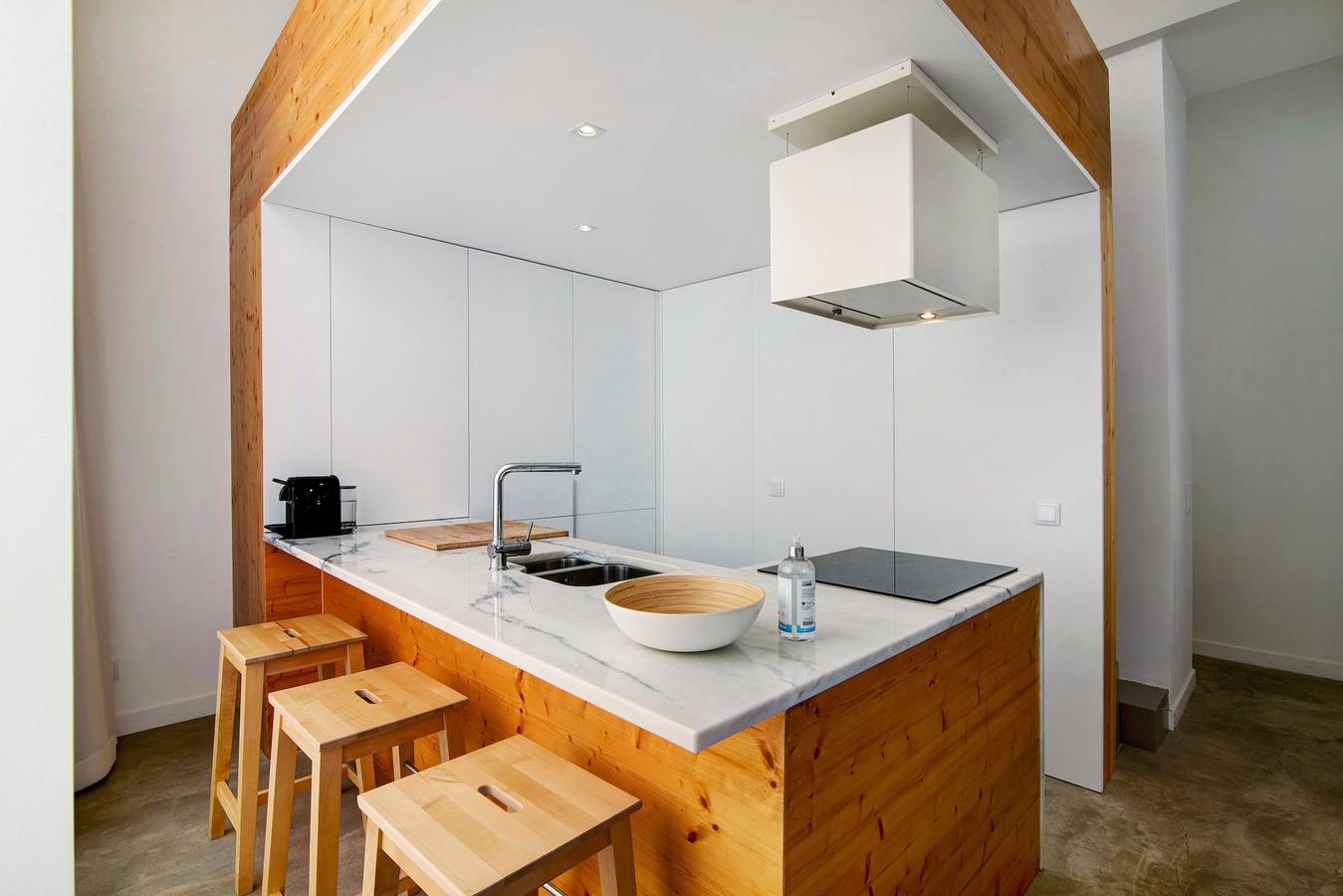 Studio 'Casa Vermelha I' met terras, Wi-Fi & airconditioning, foto 6