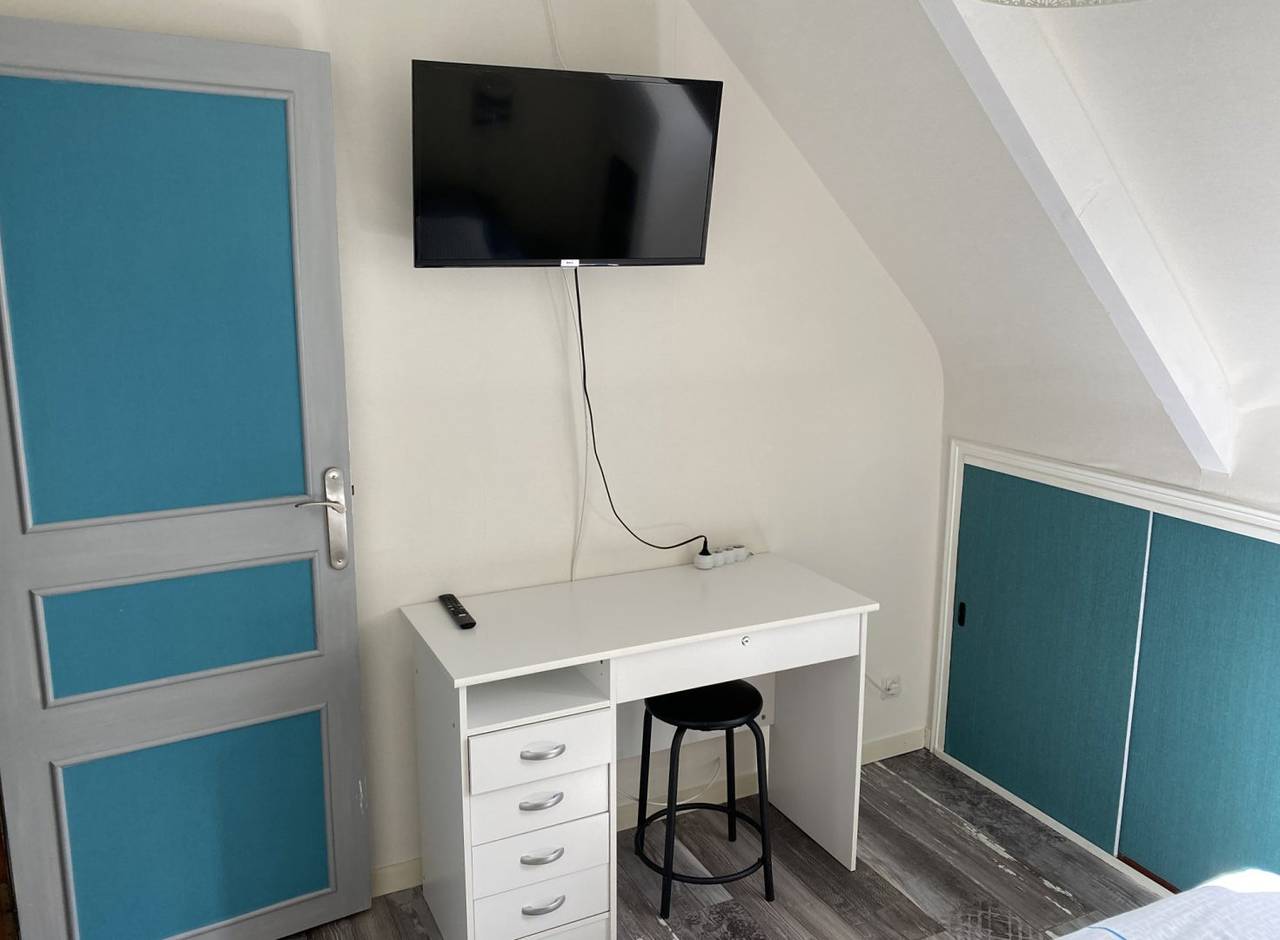 Entre Saint-Malo, Dinan, Le Mont-Saint-Michel - 2 chambres & salon chambre in Miniac-Morvan, Région de Saint-Malo