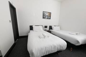 Apartment for 2 People in Hounslow, London, Photo 1