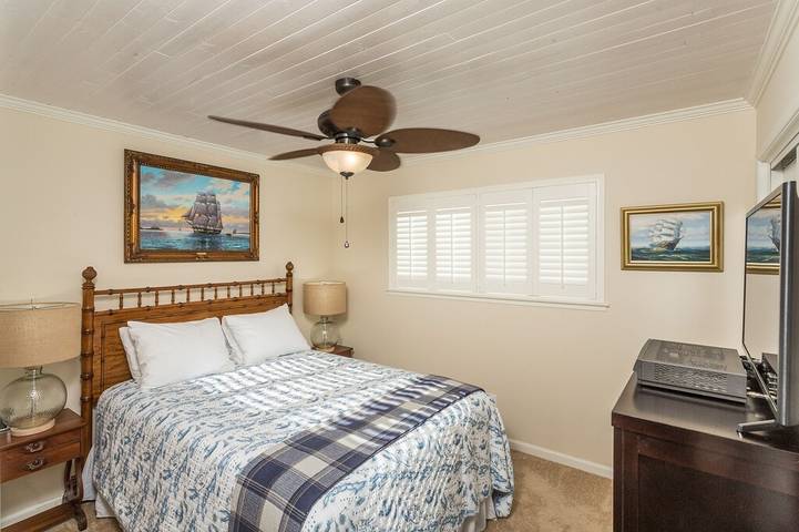 Vacation rental for 8 people, with hot tub and balcony in Morro Bay