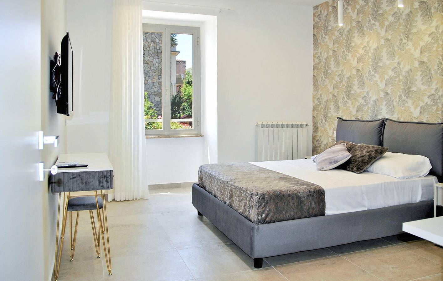 Appartement moderne avec piscine et terrasse près de Porto Salvo in Province de Latina