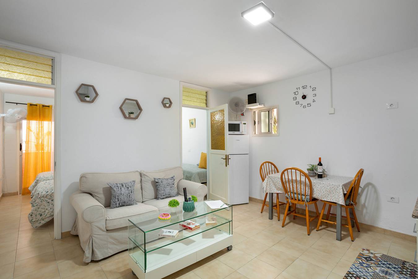 Apartamento inteiro, Apartamento de férias "Danoe 2" com Wi-Fi in Mogán, Grã Canária (Sul)