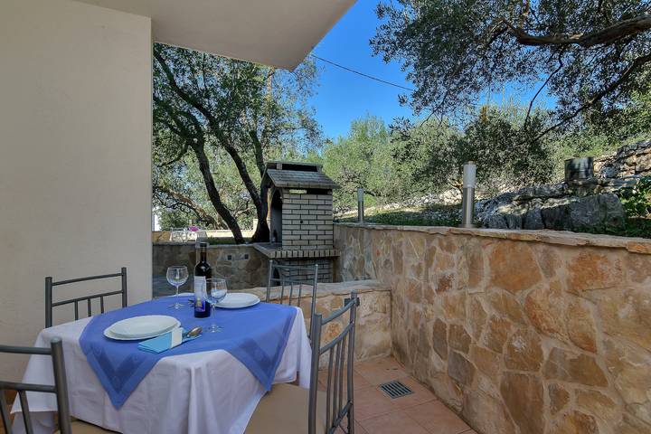 Ferienwohnung für 4 Personen, mit Balkon/Terrasse, mit Haustier auf Hvar
