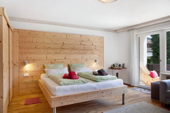 Ganzes Studio, Ferienwohnung 'Berghex' mit Bergblick, Balkon und Wlan in Garmisch-Partenkirchen, Bayerische Alpen
