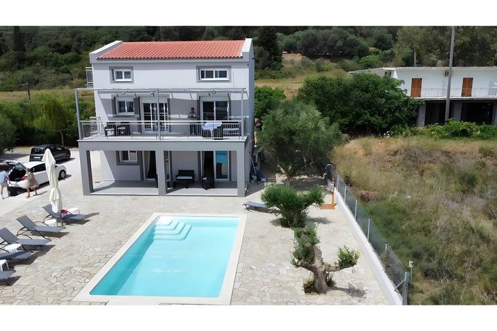 Ferienwohnung für 6 Personen, mit Garten und Kinderpool in Griechenland - 2