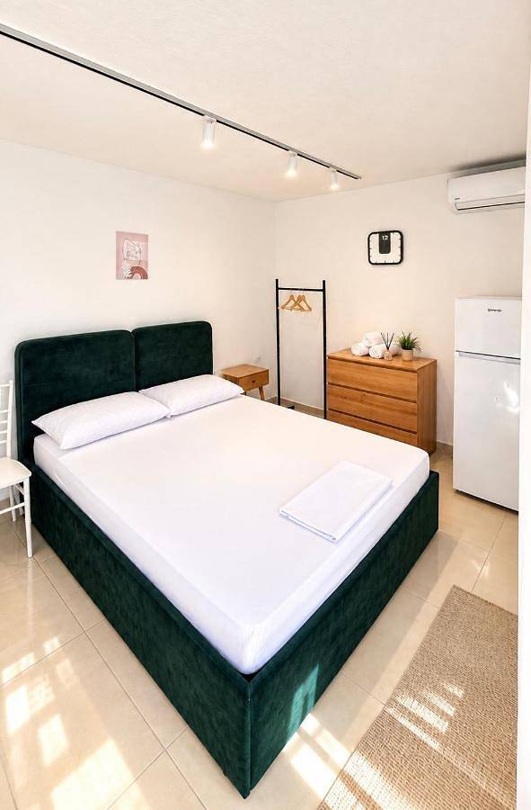 B&b per 2 persone, con Terrazza e Giardino nonché Panorama a Tirana