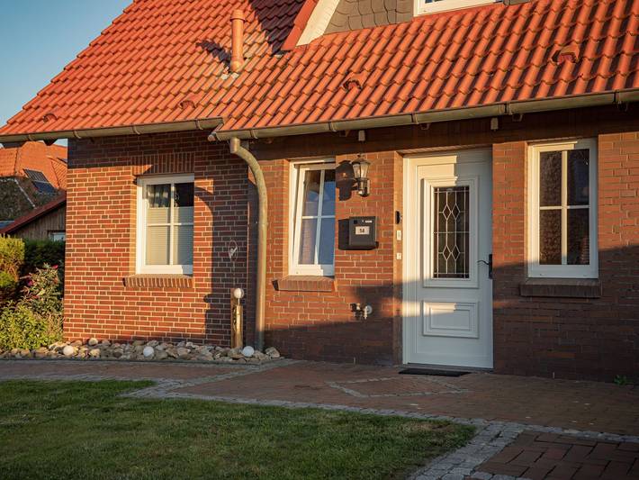 Ferienwohnung für 4 Personen, mit Terrasse und Garten sowie Pool und Sauna in Carolinensiel
