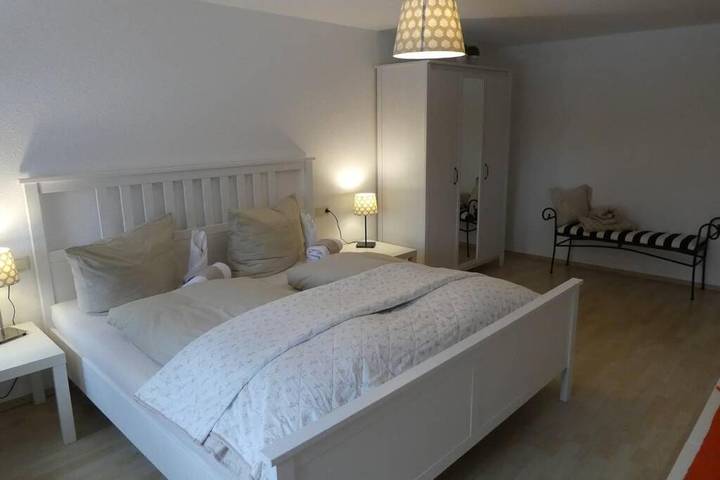 Ferienwohnung für 5 Personen, mit Balkon in Durach