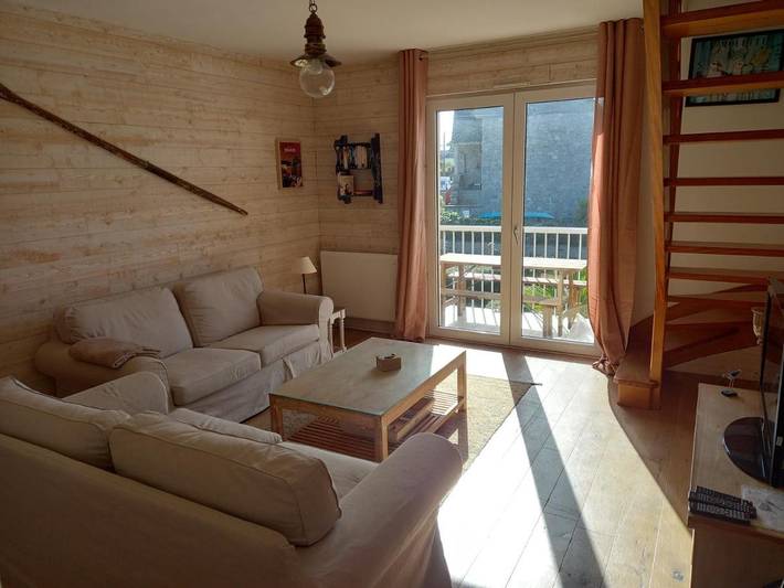 Gîte pour 4 personnes, avec balcon dans Saint-Énogat
