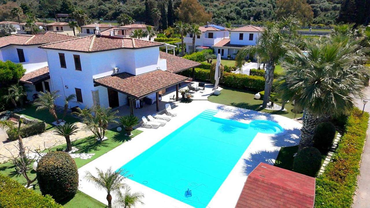 Villa in Contrada Pistavecchia, Campofelice di Roccella