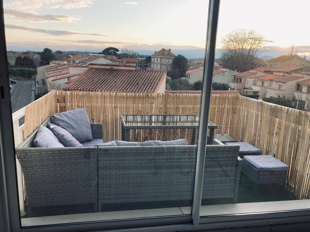 Appartement entier, Appartement 55m² avec vue sur Canigou et Parking in Rivesaltes, Côte méditerranéenne (France)