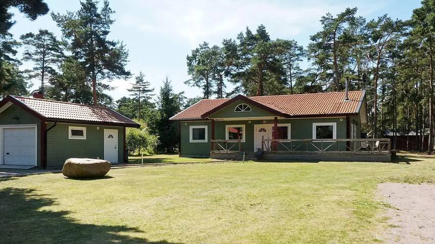 Ferienhaus für 9 Personen, mit Garten in Mönsterås und Umgebung