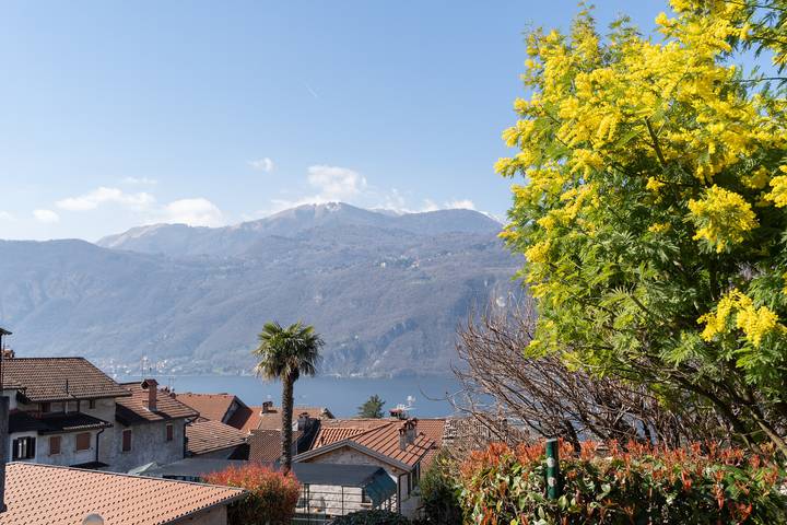 Location de vacances pour 6 personnes, avec balcon ainsi que vue sur le lac et vue à Lierna - 3