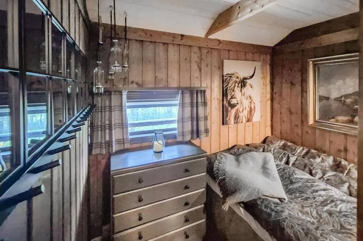 2 bedroom stunning home in Tysse in Samnanger