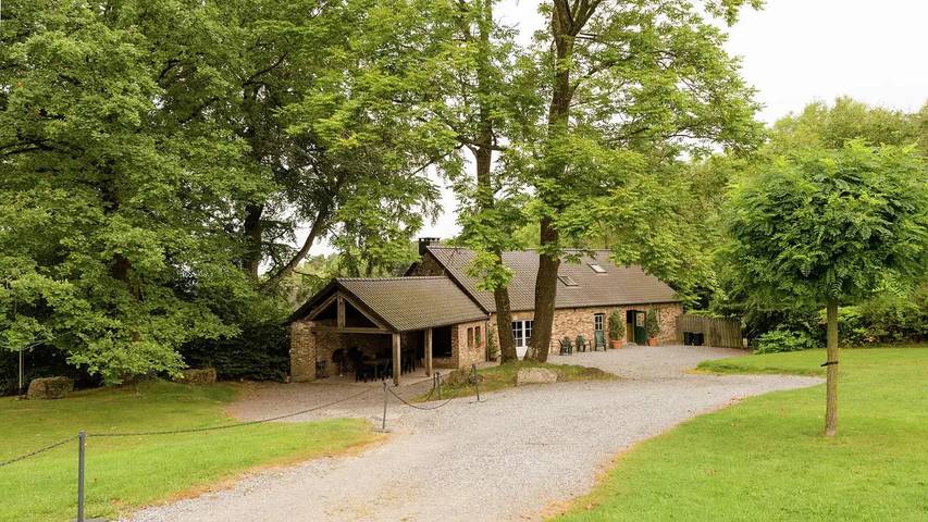 Vakantiehuis voor 16 personen, met tuin in Durbuy