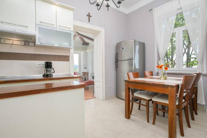 Maison d’hôte pour 4 personnes, avec terrasse et vue dans Grad Opatija - 3