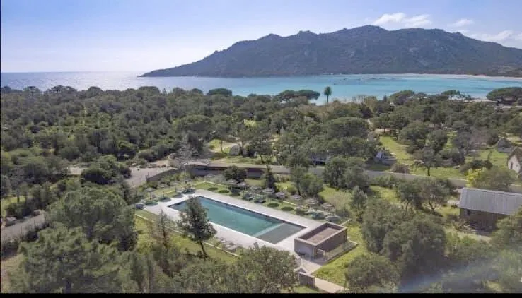 Apartamento de vacaciones para 5 personas, con piscina además de vistas y jardín - 1
