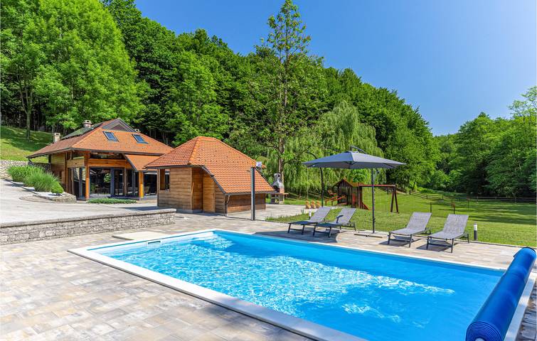 Charmante 141 m² große Wohnung mit Pool, Grill, WLAN und Parkplatz in der Nähe des Jarki-Sees in Varazdin